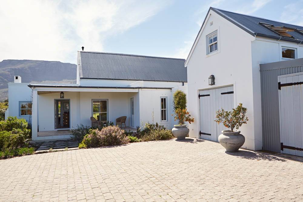 Exterior of the driveway and entrance to a large home